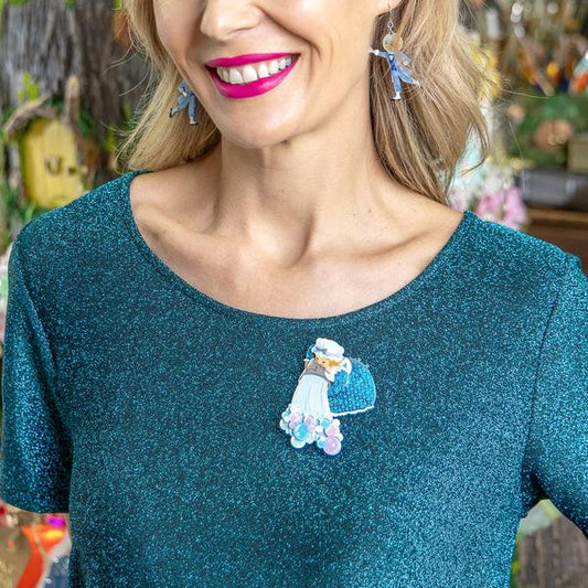 Erstwilder - Magic Faraway Tree - Dame Washalot Brooch - 20th Century Artifacts