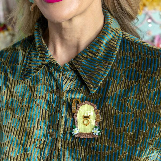 Erstwilder - Magic Faraway Tree - Silky’s Door Brooch - 20th Century Artifacts