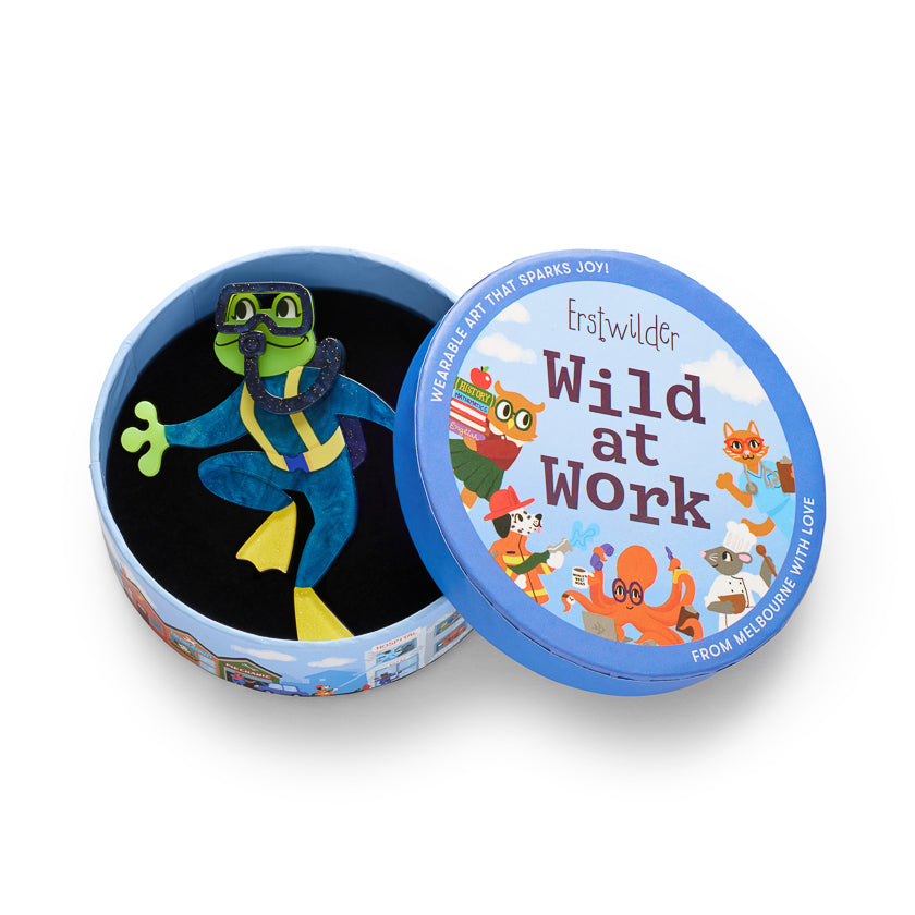 Erstwilder - Slick Swimmer Frog Brooch