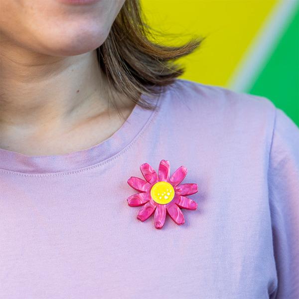 Erstwilder - Beauty Everlasting Daisy Brooch (2025) - 20th Century Artifacts