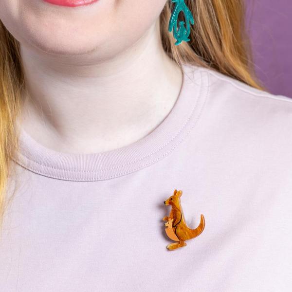 Erstwilder - Kangaroos Simplified Mini Brooch - 20th Century Artifacts