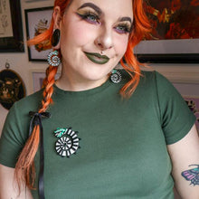 Load image into Gallery viewer, Erstwilder - Sandworm Brooch - 20th Century Artifacts