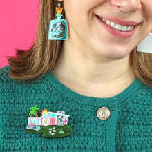Load image into Gallery viewer, Erstwilder - The Great Entertainer Brooch - 20th Century Artifacts