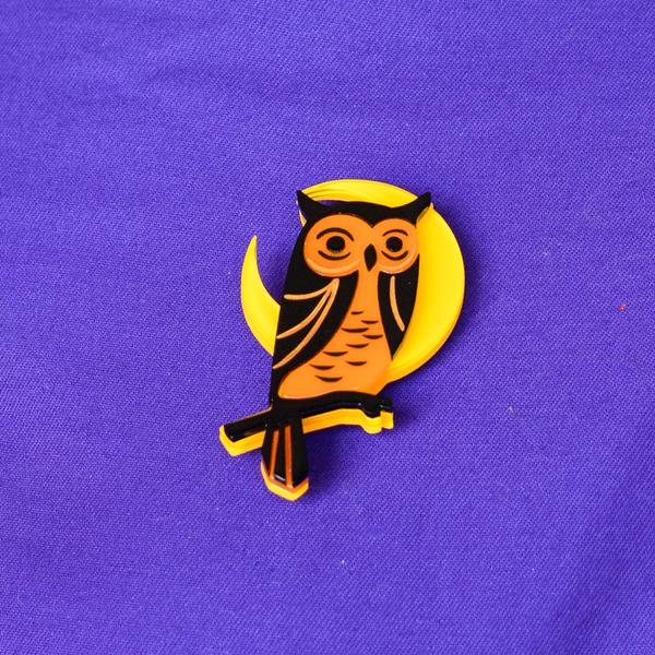 Erstwilder - The Night's Watch Owl Brooch (2020) - 20th Century Artifacts