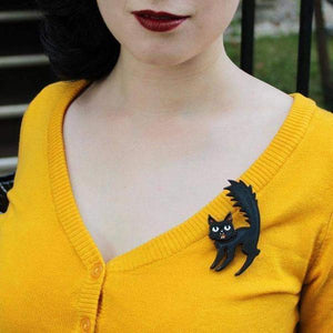 Erstwilder - Catastrophic Fright Brooch (2017) - 20th Century Artifacts