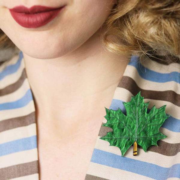 Erstwilder - King of our Forest Brooch (2018) - 20th Century Artifacts