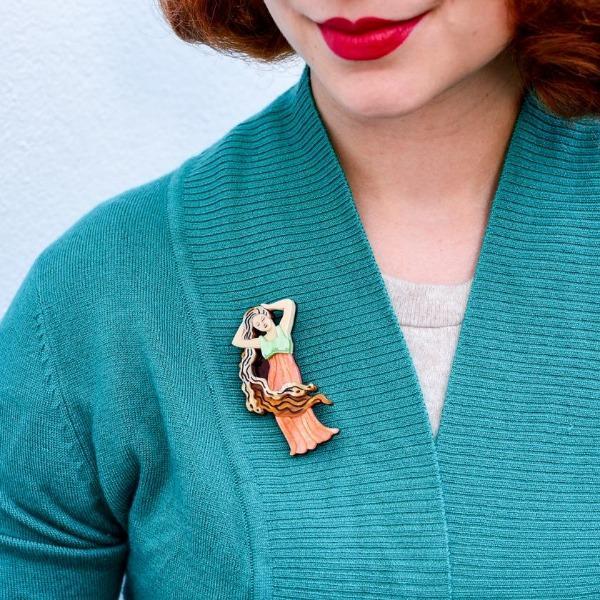 Erstwilder - Lady Loie Brooch (2020) - 20th Century Artifacts
