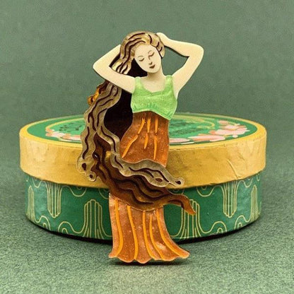 Erstwilder - Lady Loie Brooch (2020) - 20th Century Artifacts