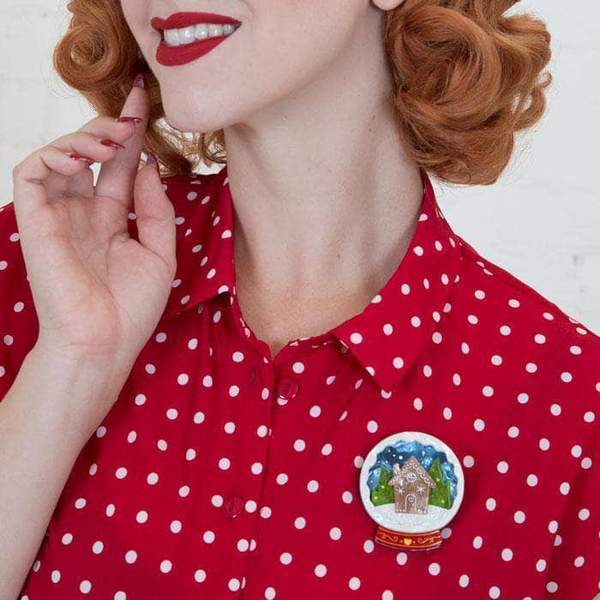 Erstwilder - Season's Greetings Snowdome Brooch (2017) red - 20th Century Artifacts