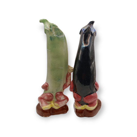 Salt & Pepper Shakers - Anthropomorphic Vegetables - 20th Century Artifacts