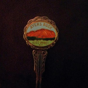 Souvenir Spoon - Ayers Rock (Uluru) Alice Springs Australia - 20th Century Artifacts